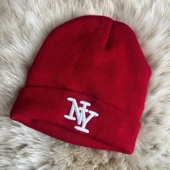 Accessories - NWOT - NY Red Beanie